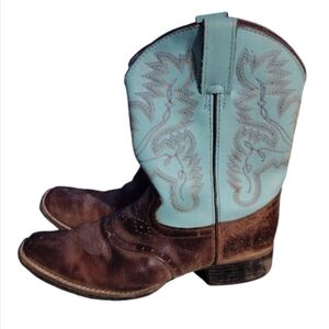 Kids cowboy boots